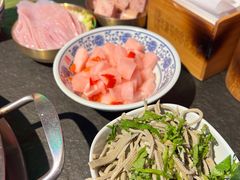 -来涮蜀鲜货火锅串串香(菜市口店)