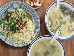 -曾笼笼牛肉饼