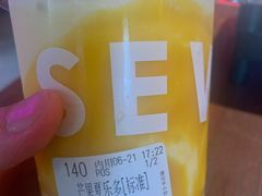 -Sevenbus一家奶茶店(侨荣城店)