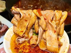 -九尺赵老四鲜鹅肠火锅
