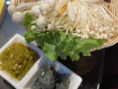 菌菇拼盘-黑鸡小馆(金源店)
