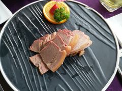 -临沂广播电视塔旋转餐厅