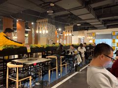 大堂-鸡遇虾煲干锅火锅(小寨金莎店)