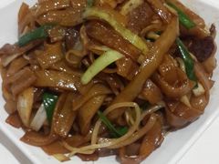 干炒牛河-稻香酒家·34年老字号·港式粤菜(汉街店)