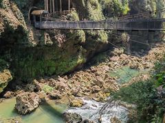 -马岭河峡谷风景区