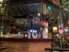 -胡桃里乐队酒馆(鎏嘉码头店)