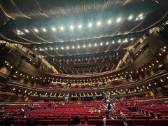 -交通银行前滩31演艺中心