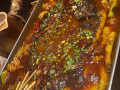 -何师烧烤Pro ·江湖川菜·小龙虾·精酿(太古里旗舰店)