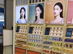 -moody彩瞳(环宇城店)