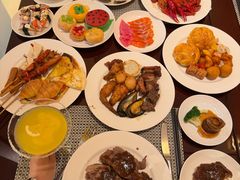 -南湖名都·景湖轩全日制餐厅·海鲜自助·东南亚风味·临湖而食