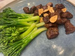 蒜片一口牛肉粒-翠园(南京德基广场店)