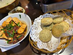 -富正毅三下锅·湘西韵味(天门山索道店)