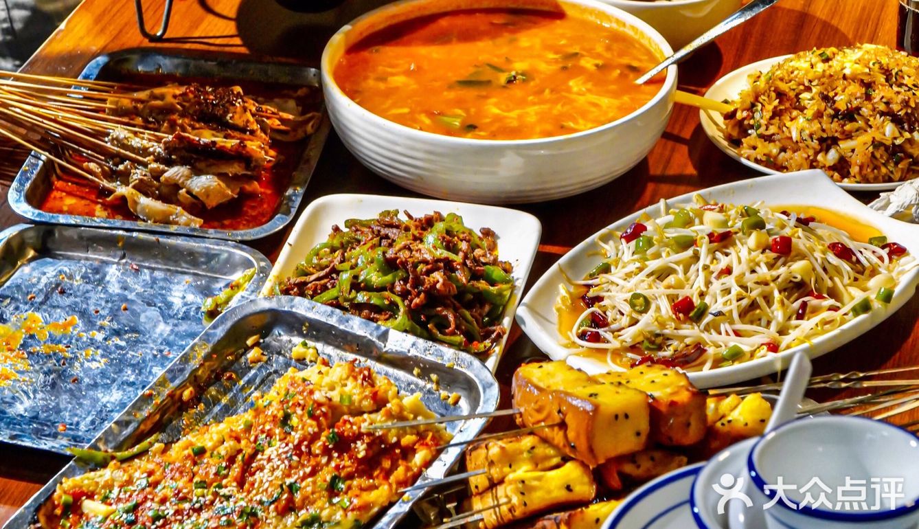你永远可以相信西安开了三十年的烤肉老店 本地老饕全在这吃