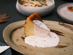 流心芝士巴斯克邂逅椰奶金桂-FOOOO CITY CLUB 孚乐里音乐西餐酒吧(悠方店)