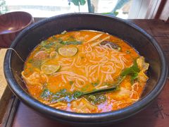 -银米·云南传统过桥米线(双廊黑金冠店)