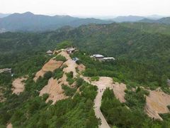 -磬锤峰森林公园