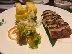 西贡炭烧烤猪颈肉配菠萝-美奈小馆·越南料理(中航城君尚购物中心店)