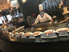 -世贸旋转自助餐厅(360°高空观景店)