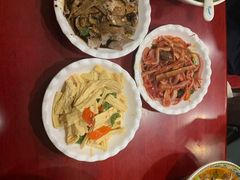 -金杨拉面王小吃面馆·牛三宝面·红烧牛肉粉