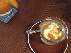 -ROAST coffee & eatery