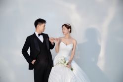 -Mu慕婚纱摄影·超级工作室