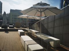 -UNI UNI(环亚凯瑟琳店)