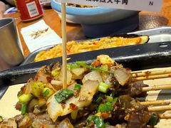 -路边羊烧烤酒场(宝带路店)