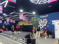 -成杰格斗·拳击·柔术·防身术(建设路店)