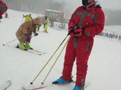 -亚布力新体委滑雪场