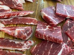 -臻牛烤肉