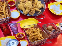 -BHC炸鸡(明洞总店)