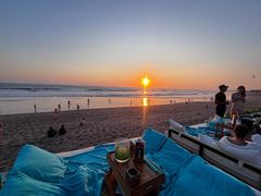-FINNS Beach Club