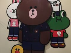-LINE FRIENDS Garosu-gil Flagship Store