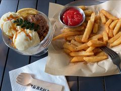 -J Create城市露营咖啡·简餐·宠物(上海动物园店)