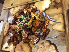 东镇烤三味-老东镇啤酒屋海鲜加工·蒸汽海鲜·海鲜烧烤(台东店)