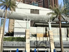 -香港ELEMENTS圆方
