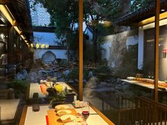 -鲤院·新中式美学·庭院餐厅(夫子庙店)