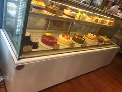 面包甜点陈列柜-新侨三宝乐面包店(崇文门店)