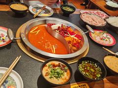 -沸炉重庆老火锅(军事博物馆店)