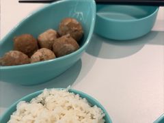 -季季红火锅(柳州城中万达二店)