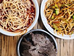 炒面-清真·马安军辣子牛肉面