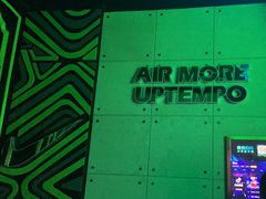 -ONE LOVE PARTY KTV(綦江万达店)