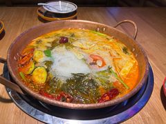 -洱火云南酸菜牛肉火锅(石景山当代商城店)