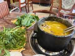 -鲁朗纳麦石锅鸡庄园