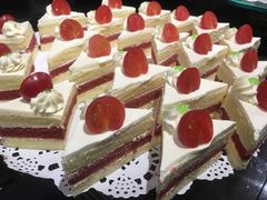 蛋糕-聚盛源蒸汽海鲜火锅烤肉自助(巨川金海岸购物广场店)