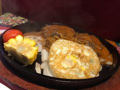 -绿茵阁西餐厅(中央广场店)