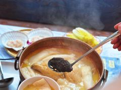 -鲜入围煮花胶鸡海鲜火锅