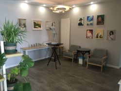 -一个差评成就的纹眉店