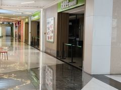 -LuOne凯德晶萃广场(徐家汇路店)
