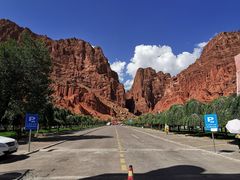 -天山神秘大峡谷